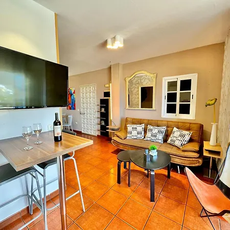 Secret Location Apartment *